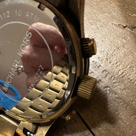 Men’s Michael Kors gold Watch MK 8227 - Picture 5 of 7